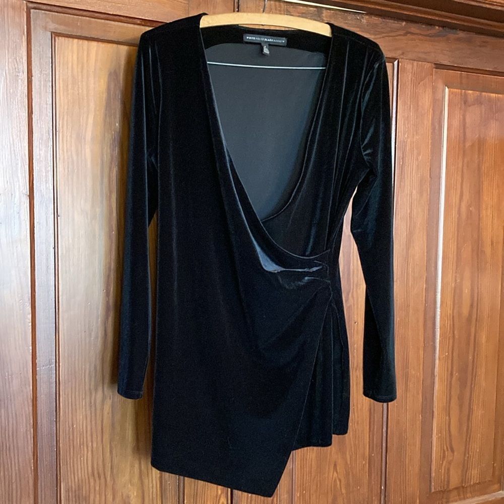 White House Black Market Black V-neck Long Sleeve Draped Velvet Tunic Size S